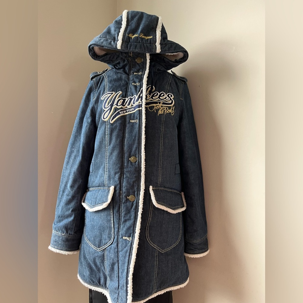 NY Yankees Denim Sherpa Hooded Jacket